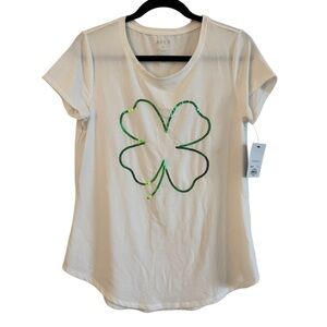 NWT Apt. 9 St. Patrick’s Day Shamrock Off-White Tee Size Medium